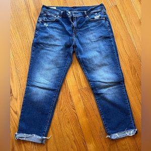 Gap Mid-Rise Girlfriend Jeans Size 31/12